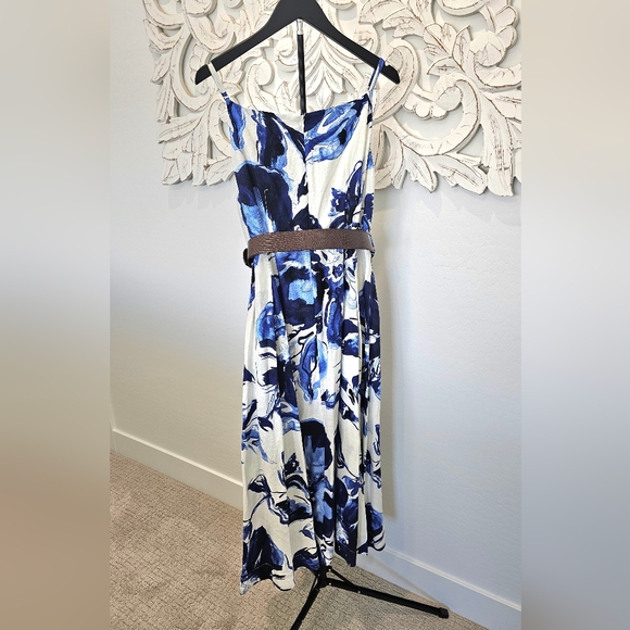 NWT Donna Karan Classy Linen Dress with Blue and White Floral Design Size 10 - Picture 3 of 6